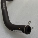 Toyota Yaris IV XP210 1.5 HEV 68kW Dzinēja ventilācijas caurule 1226215110