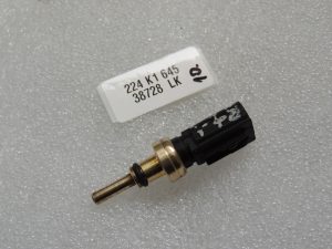 Toyota Yaris IV XP210 1.5 HEV 68kW Coolant sensor Fuhler 8942233040