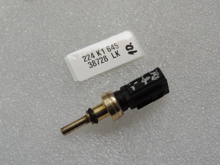 Toyota Yaris IV XP210 1.5 HEV 68kW Dzesēšanas šķidruma sensors Fuhler 8942233040