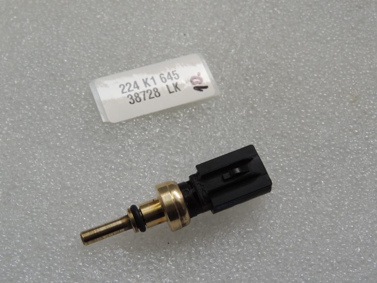 Toyota Yaris IV XP210 1.5 HEV 68kW Dzesēšanas šķidruma sensors Fuhler 8942233040