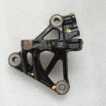 Toyota Yaris IV XP210 1.5 HEV 68kW motora stiprinājuma kronšteins labajā pusē 12315F3020