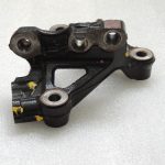 Toyota Yaris IV XP210 1.5 HEV 68kW motora stiprinājuma kronšteins labajā pusē 12315F3020