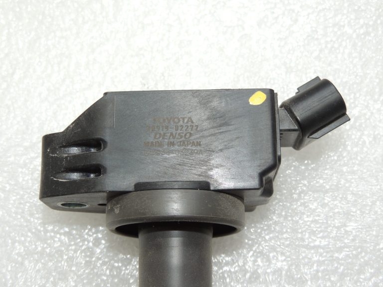Toyota Yaris IV XP210 1.5 HEV 68kW Aizdedzes spole 90919-02277 9091902277