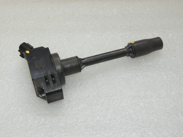 Toyota Yaris IV XP210 1.5 HEV 68kW Aizdedzes spole 90919-02277 9091902277