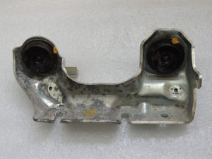 Toyota Yaris IV XP210 1.5 HEV 68kW Invertora kronšteina atbalsts F G9214K0010