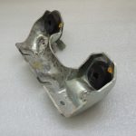 Toyota Yaris IV XP210 1.5 HEV 68kW Invertora kronšteina atbalsts F G9214K0010