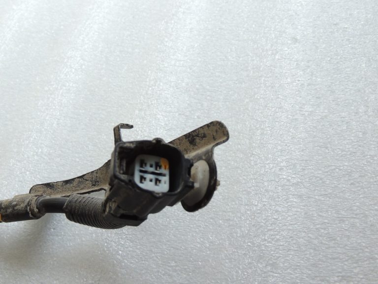 Toyota Yaris IV XP210 HEV Autostāvbremžu elektroinstalācijas siksna kreisā 890C0-K0020