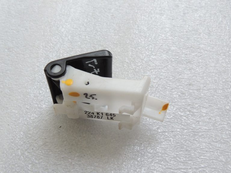 Toyota Yaris IV XP210 HEV motora pārsega atbrīvošanas rokturis 53601F4020C0