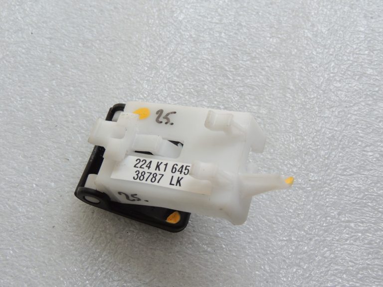 Toyota Yaris IV XP210 HEV motora pārsega atbrīvošanas rokturis 53601F4020C0