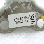 Toyota Yaris IV XP210 HEV White 089 durvju eņģes priekšējā kreisā apakšējā daļa 6874002050