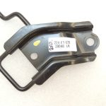 Toyota Yaris IV XP210 ISOFIX kronšteins aizmugurējais labais 73705K0010 73705-K0010