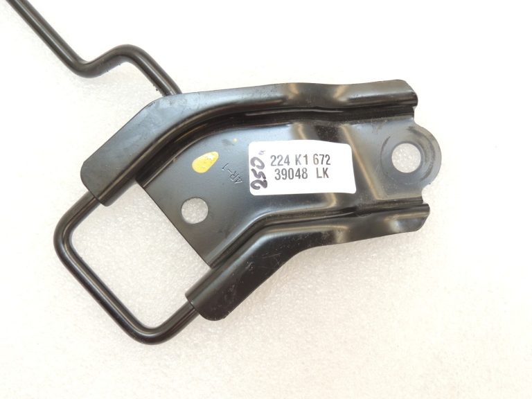 Toyota Yaris IV XP210 ISOFIX kronšteins aizmugurējais labais 73705K0010 73705-K0010