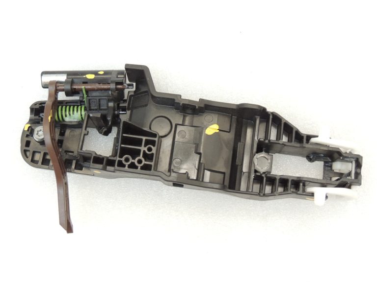 Toyota Yaris IV XP210 Aizmugures kreiso durvju roktura rāmis 69204-K0020 69204K0020