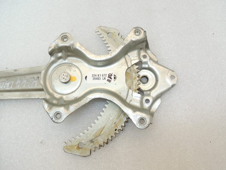 Mitsubishi Outlander III Logu regulatora mehānisms priekšējais labais 5713A344