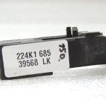 Mitsubishi Outlander III durvju rokturu rāmis aizmugurējā labajā pusē 5746A004 Roktura kronšteins