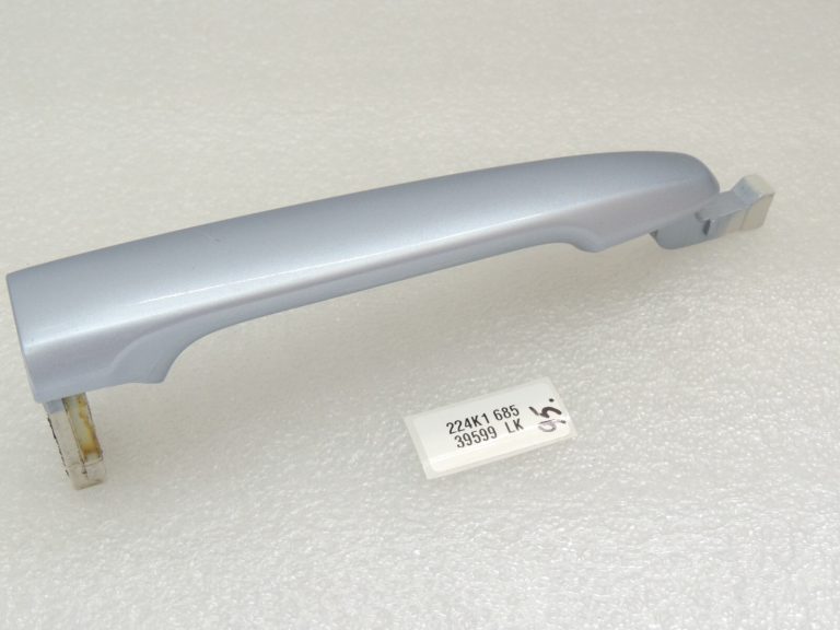 Mitsubishi Outlander III priekšējā aizmugurējā labā ārdurvju rokturis U21A 5716A014HT