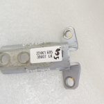 Mitsubishi Outlander III U21A Aizmugurējo kreiso durvju viru komplekts 5732A053 5702A064