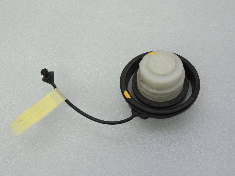 Opel Corsa D Meriva degvielas uzpildes vāciņš 13228892 808136
