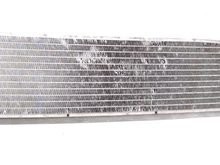 Peugeot 508 I RXH 2.0HDi Hybrid ūdens dzesētājs Radiators 9671771780