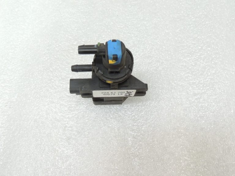Peugeot 508 I RXH 2.0HDi Vakuuma vārsts Solenoīda vārsts 9801887680