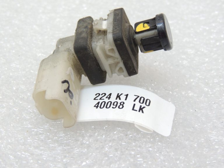Peugeot 508 I RXH Sedans Aizmugures durvju slēdzis 742161 872593 KGN – BOURRASQUE
