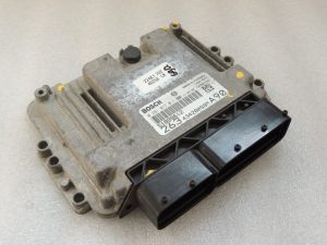 Fiat Doblo 263 1.6CDTi 66Kw 90HP Engine Control Unit ECU 0281017011 51899612
