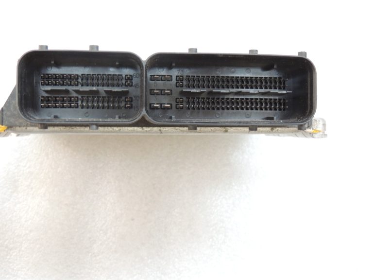 Fiat Doblo II 263 1.3CDTi 66KW 90HP Motora vadības bloks ECU 51892332