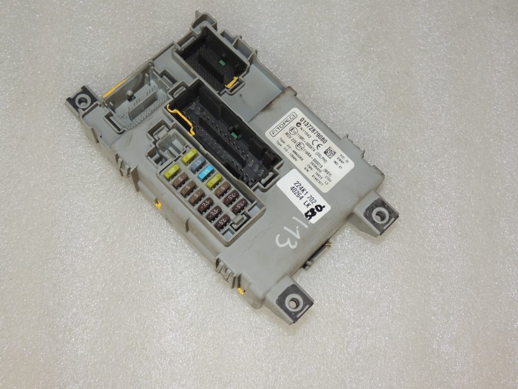 Peugeot Bipper Tepee 1.3JTD BSI control unit fuse box 132879080