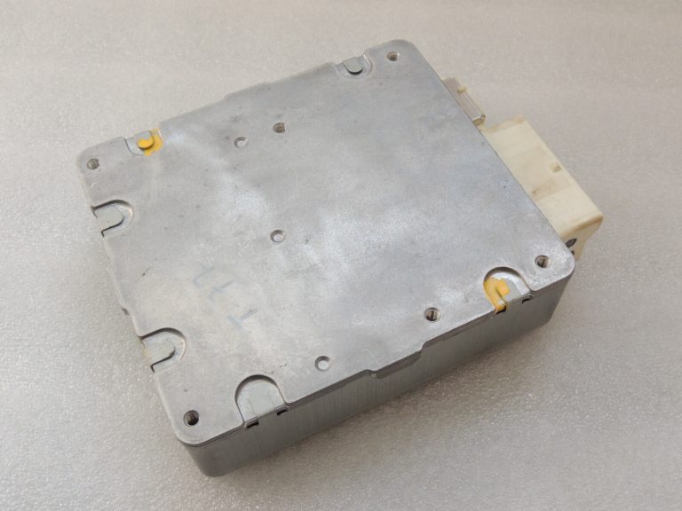 Toyota Avensis T27 stūres pastiprinātāja vadības bloks EPS LH 89650-05120 Vadības bloks