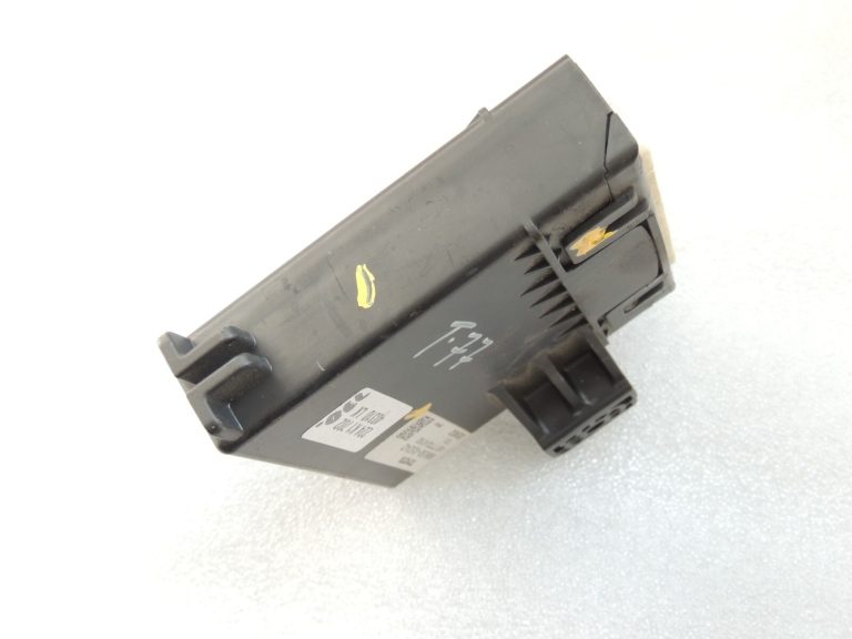 Toyota Avensis T27 Gaisa kondicionēšanas vadības bloks 88650-05242 AC vadības bloks