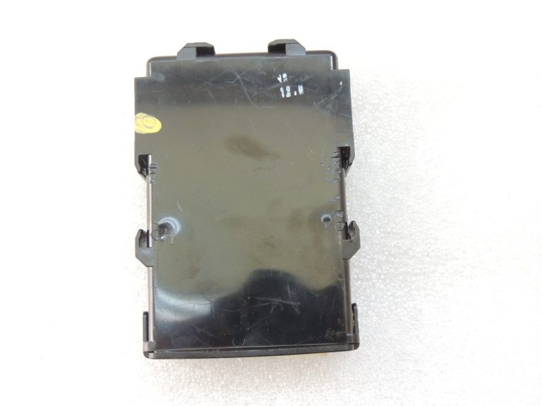 Toyota Avensis T27 vadības bloks Power Management Control 89690-05110