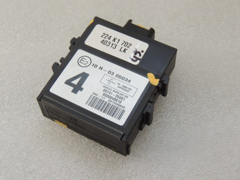 Toyota Avensis T27 Bezatslēgas durvju vadības bloks 89741-05081 Bezatslēgas durvju vadības bloks