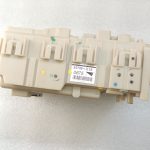 Toyota Avensis T27 salona drošinātāju vadības bloks 82730-05750 82730-05720