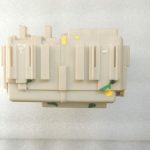Toyota Avensis T27 salona drošinātāju vadības bloks 82730-05750 82730-05720