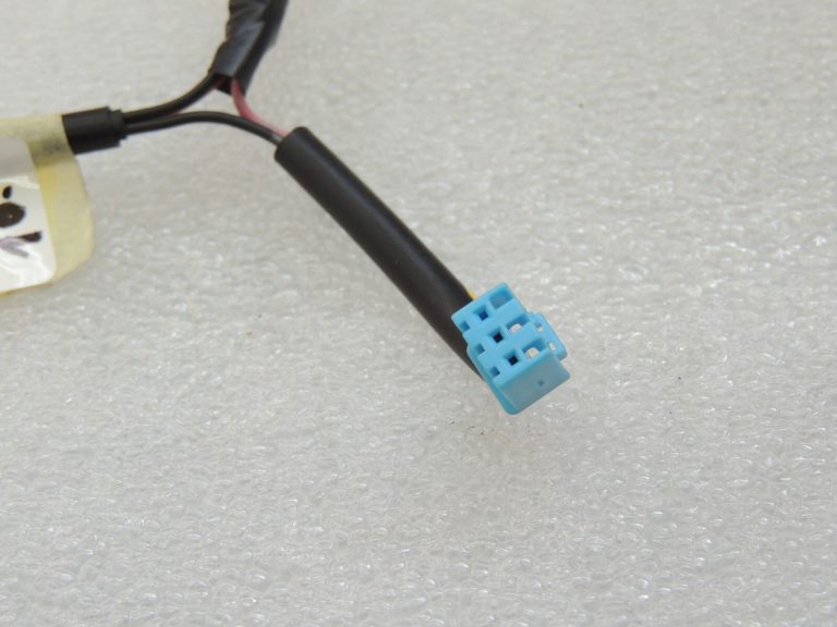 Toyota Avensis T27 stūres rata pārnesumu pārslēgšanas trose 84523-0F010 845230F010