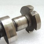 Toyota Yaris P13 1.5 16V 2NRFKE 82kw Ieplūdes sadales vārpsta 13501-47060 Sadales vārpsta
