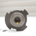 Toyota Yaris P13 1.5 16V 2NRFKE 82kw Izplūdes sadales vārpsta 13502-47050 Sadales vārpsta Nr. 2