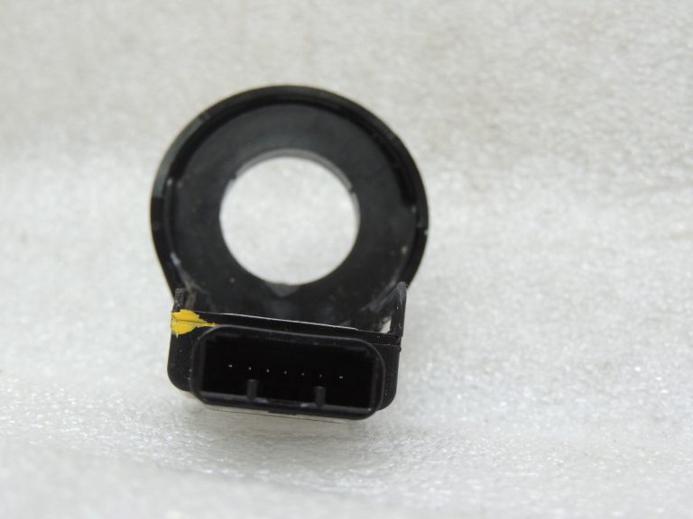 Toyota Hilux VII 2.5 D-4D 2KD-FTV imobilaizera antena 89783-71042
