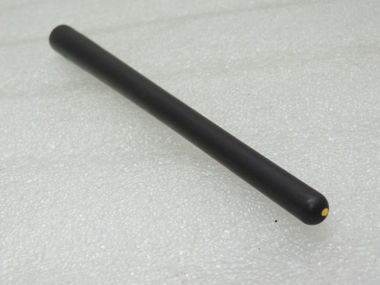 Toyota Hilux VII 2KD-FTV Jumta antenas masts 86309-68020 8630968020