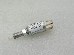 Oriģināls Toyota Hilux VII 2KD-FTV Sajūga pedāļa sensors 88280-42010 8828042010
