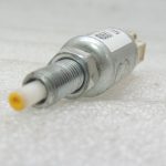 Oriģināls Toyota Hilux VII 2KD-FTV Sajūga pedāļa sensors 88280-42010 8828042010