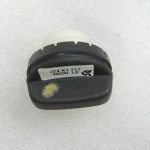 Oriģināls Toyota Hilux VII 2KD-FTV dīzeļdegvielas uzpildes vāciņš 77300-52030