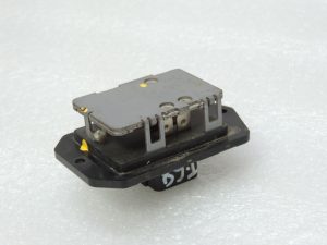 Genuine Toyota Hilux VII heater blower motor resistor 87138-0K110