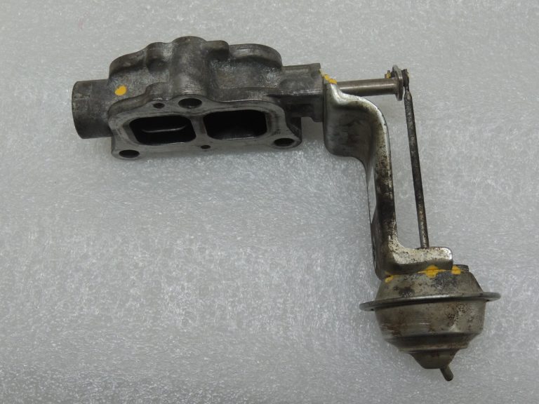 Toyota Hilux VII 2.5 D-4D 2KD-FTV EGR dzesētāja vārsta aizbīdnis 2563030060