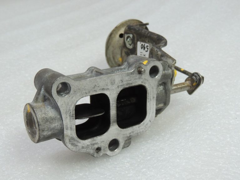 Toyota Hilux VII 2.5 D-4D 2KD-FTV EGR dzesētāja vārsta aizbīdnis 2563030060