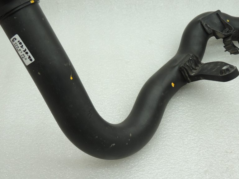 Opel Insignia B 1.5i benzīna uzpildes gaisa caurule 39155300 13444884