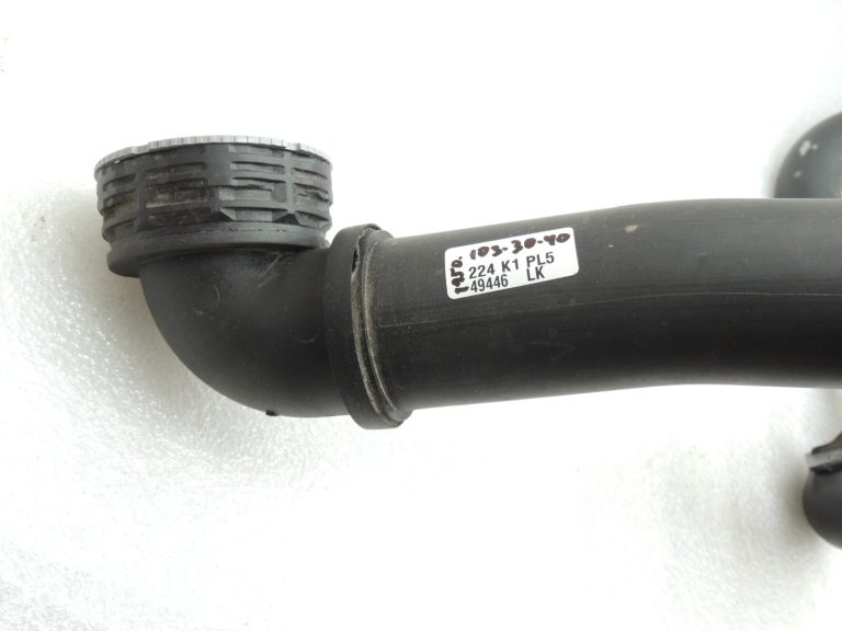 Opel Insignia B 1.5i benzīna uzpildes gaisa caurule 39155300 13444884