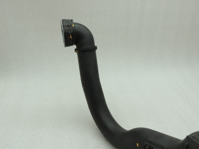 Opel Insignia B 1.5i benzīna uzpildes gaisa caurule 39155300 13444884