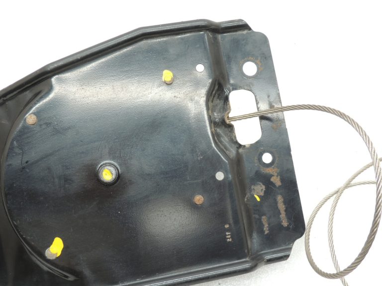 Oriģinālā Chrysler Grand Voyager V rezerves riteņa kronšteina vinča 05109667AG