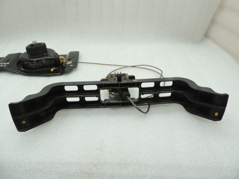 Oriģinālā Chrysler Grand Voyager V rezerves riteņa kronšteina vinča 05109667AG